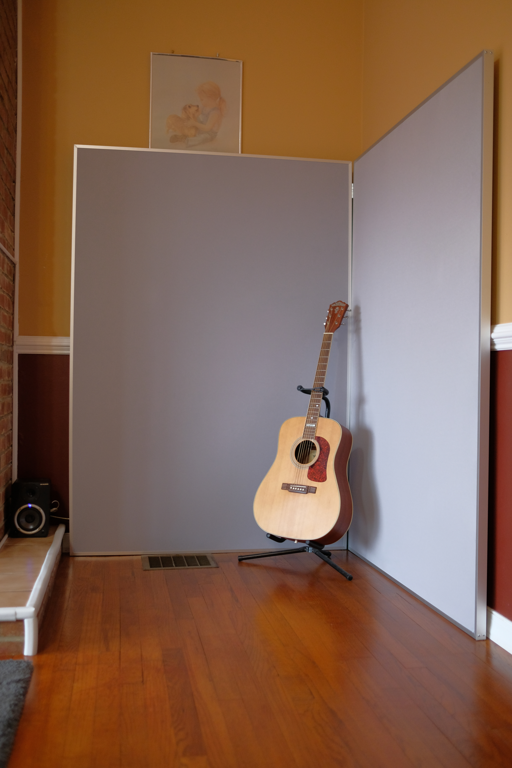 Acoustic Partition in the House