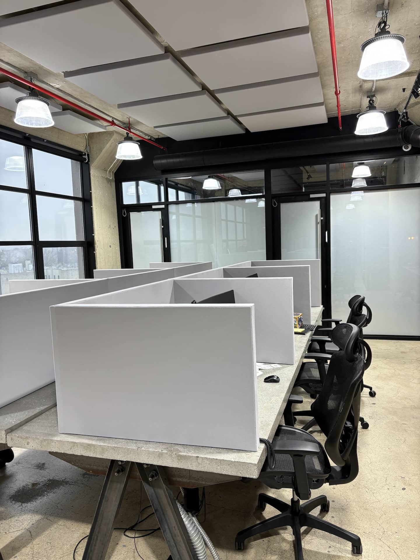 Acoustic Desk Dividers in Call center